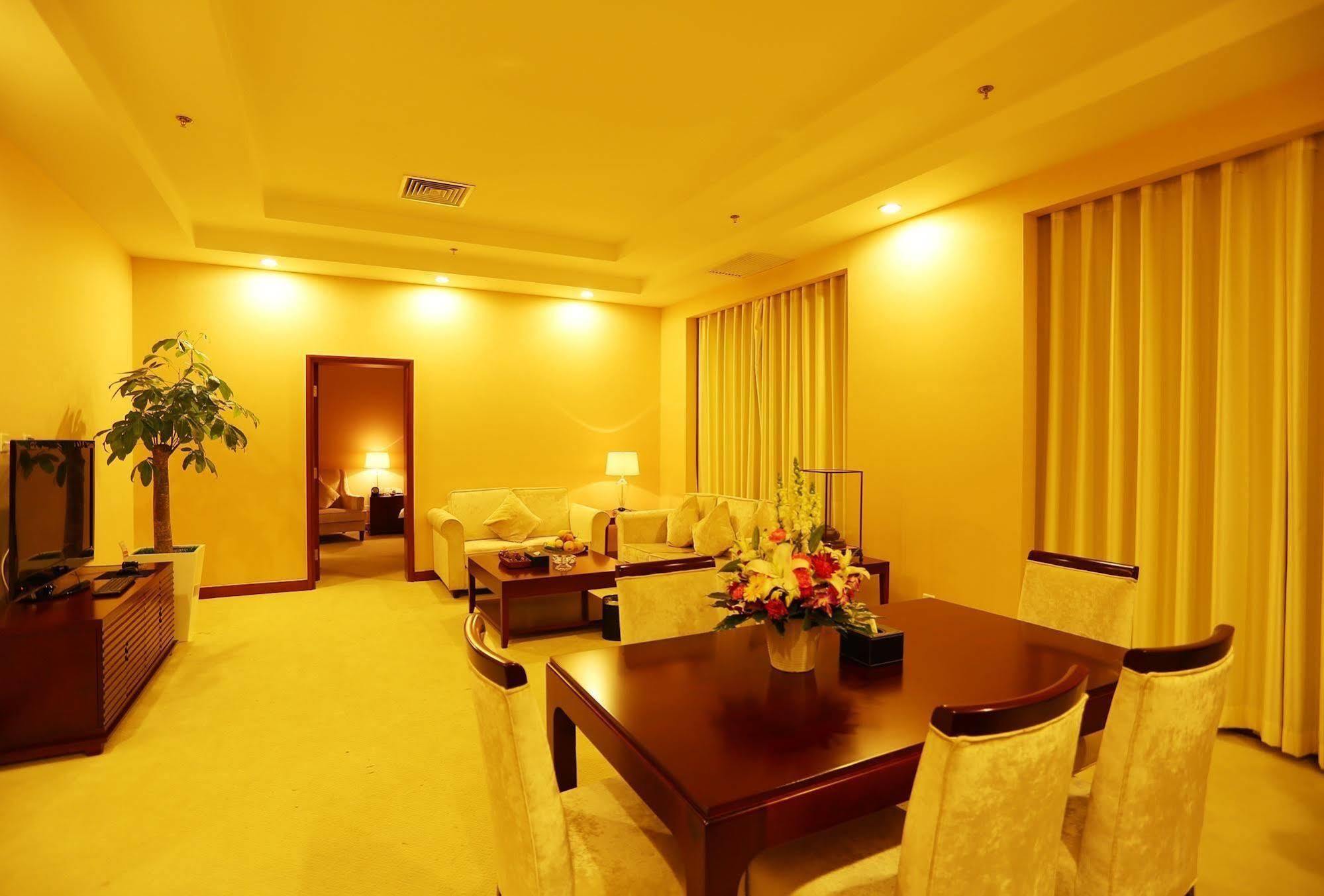 China Great Hall Hotel Dongchen Экстерьер фото